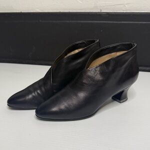 Enzo Angiolini Black Leather Heels